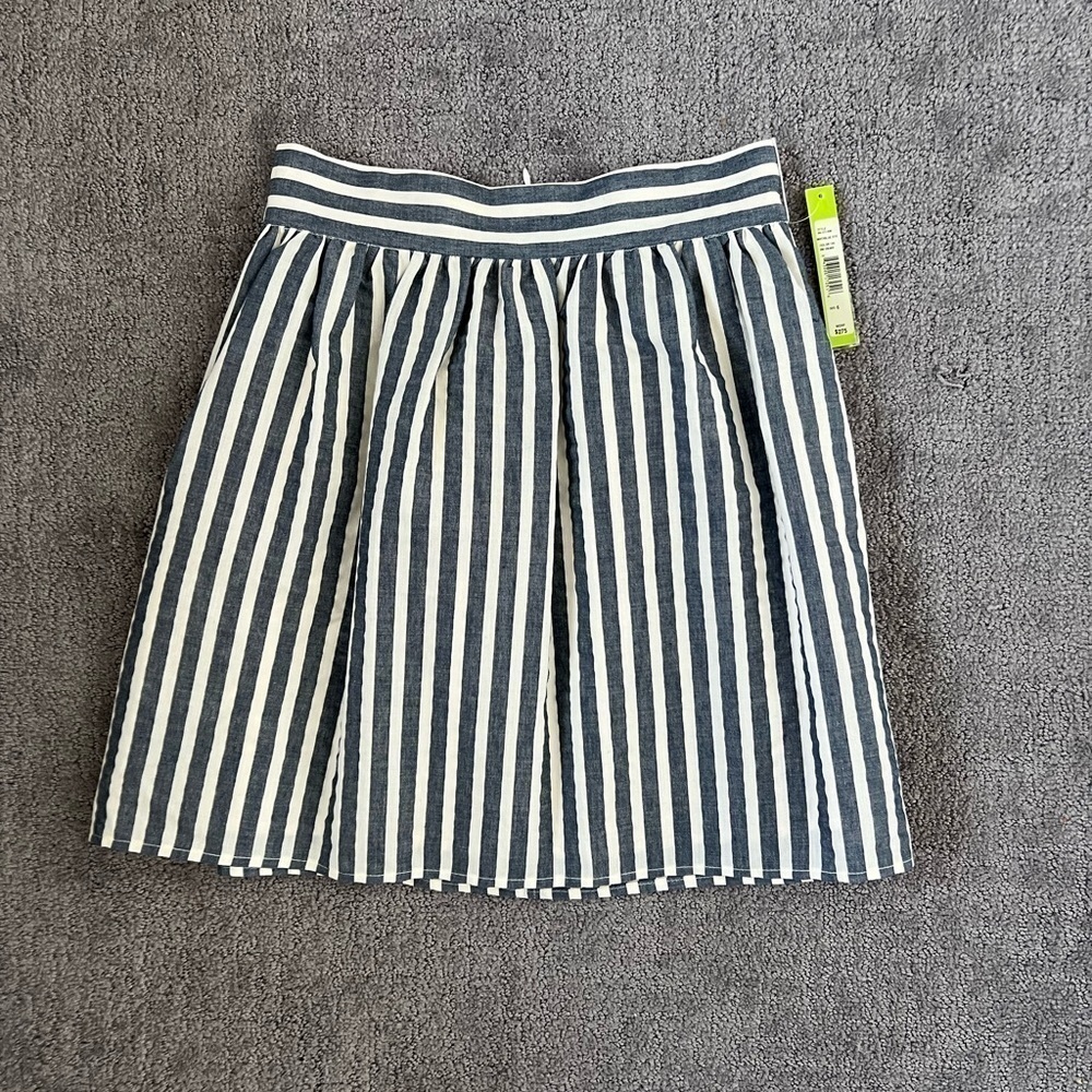 NWT Alice + Olivia Navy and White Striped Mini Skirt